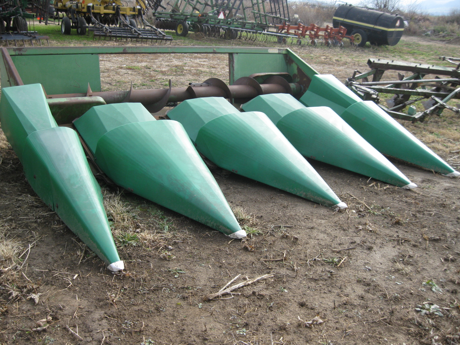 1982 John Deere 444 Corn Head