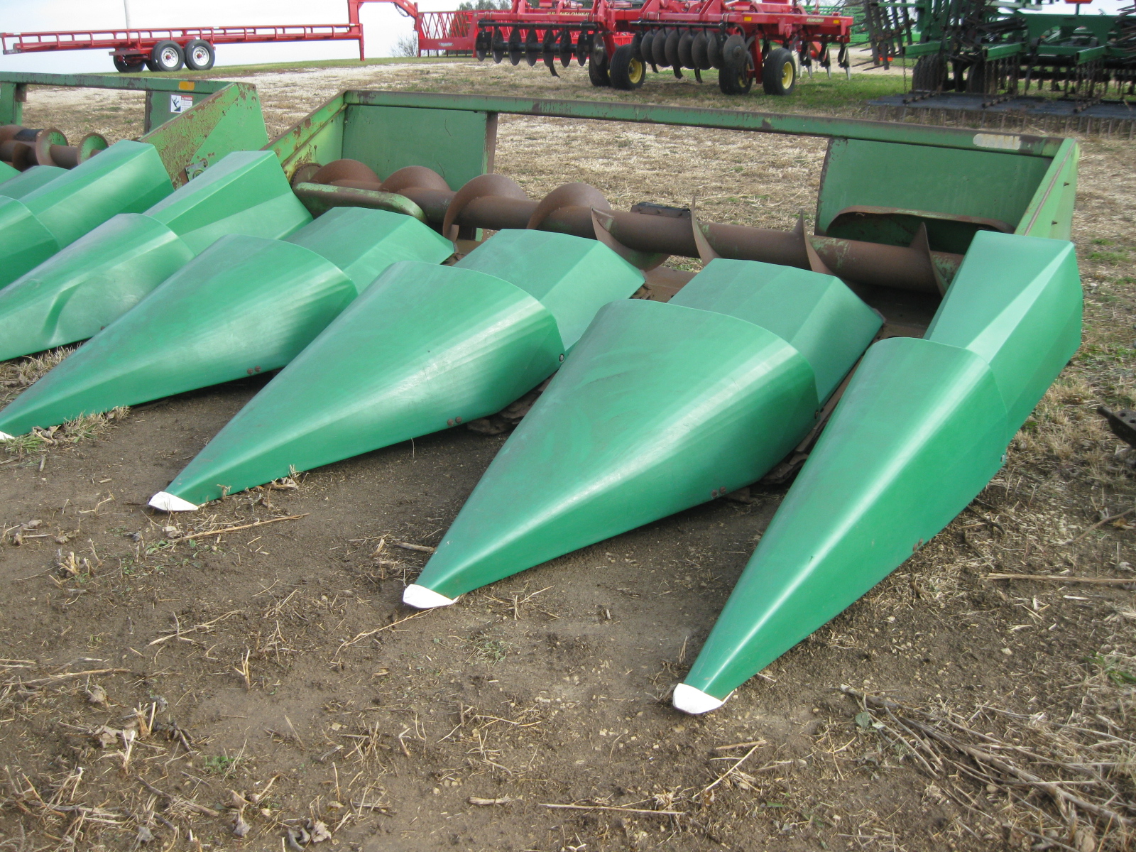 1982 John Deere 444 Corn Head