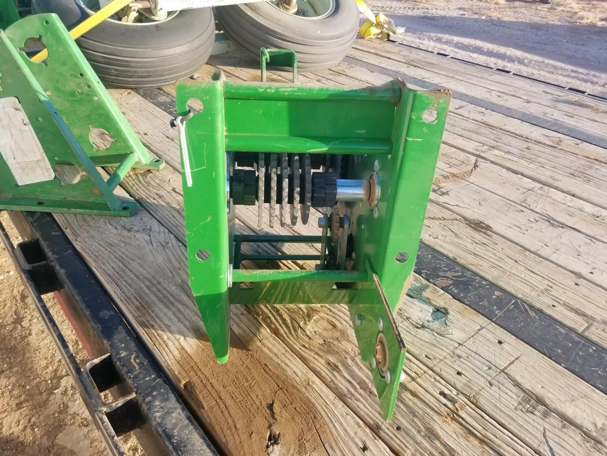  John Deere 1700 Planter
