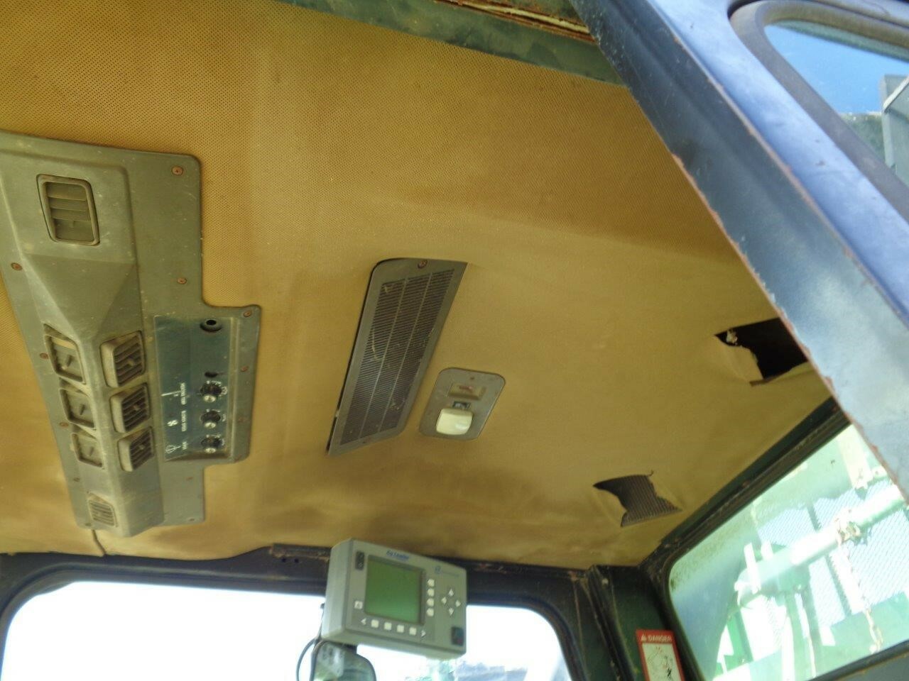 1995 John Deere 9965 Cotton Equipment