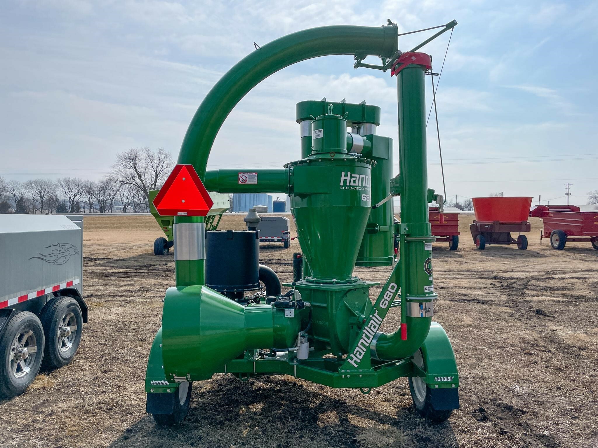 2026 Handlair 680 Grain Vac