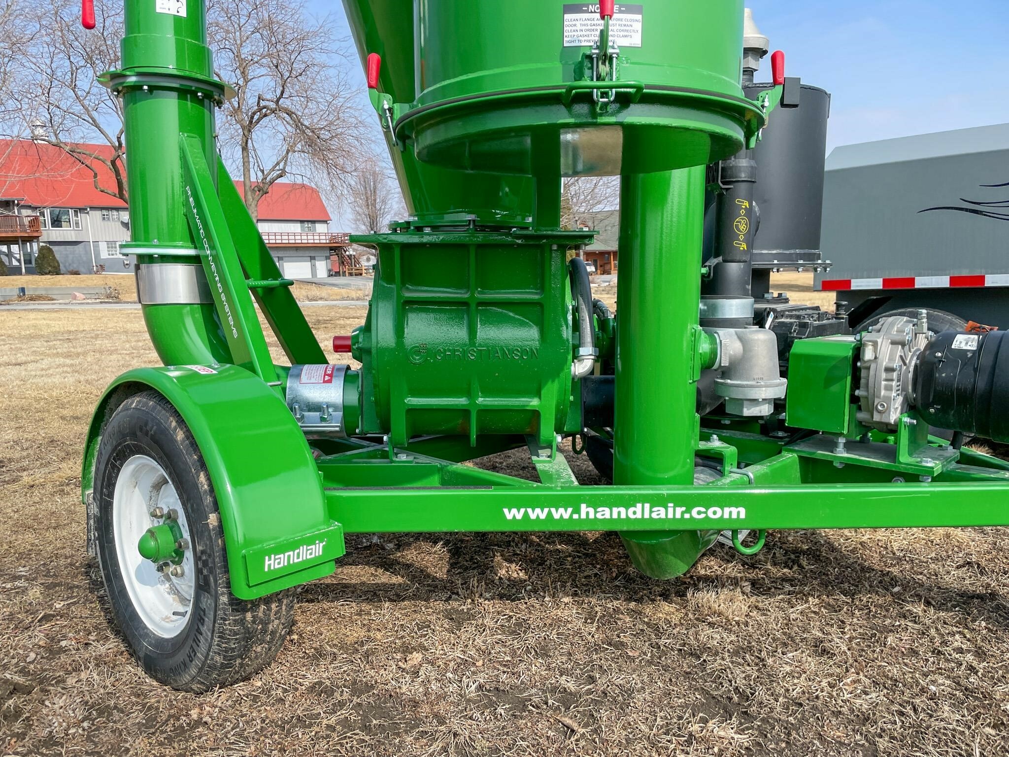 2026 Handlair 680 Grain Vac