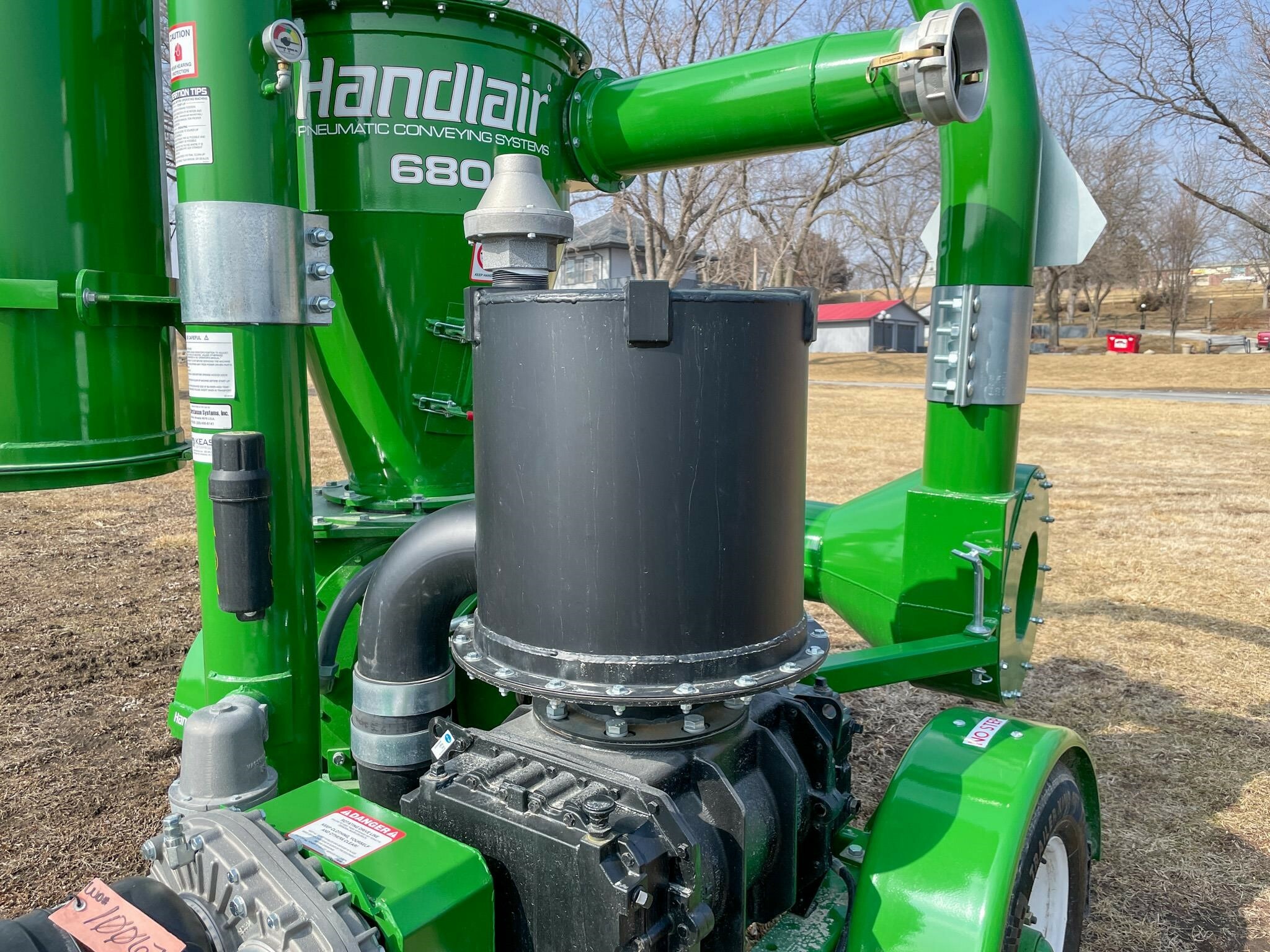 2026 Handlair 680 Grain Vac