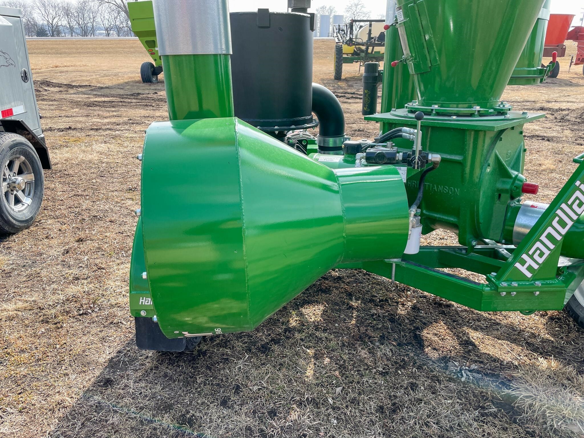 2026 Handlair 680 Grain Vac
