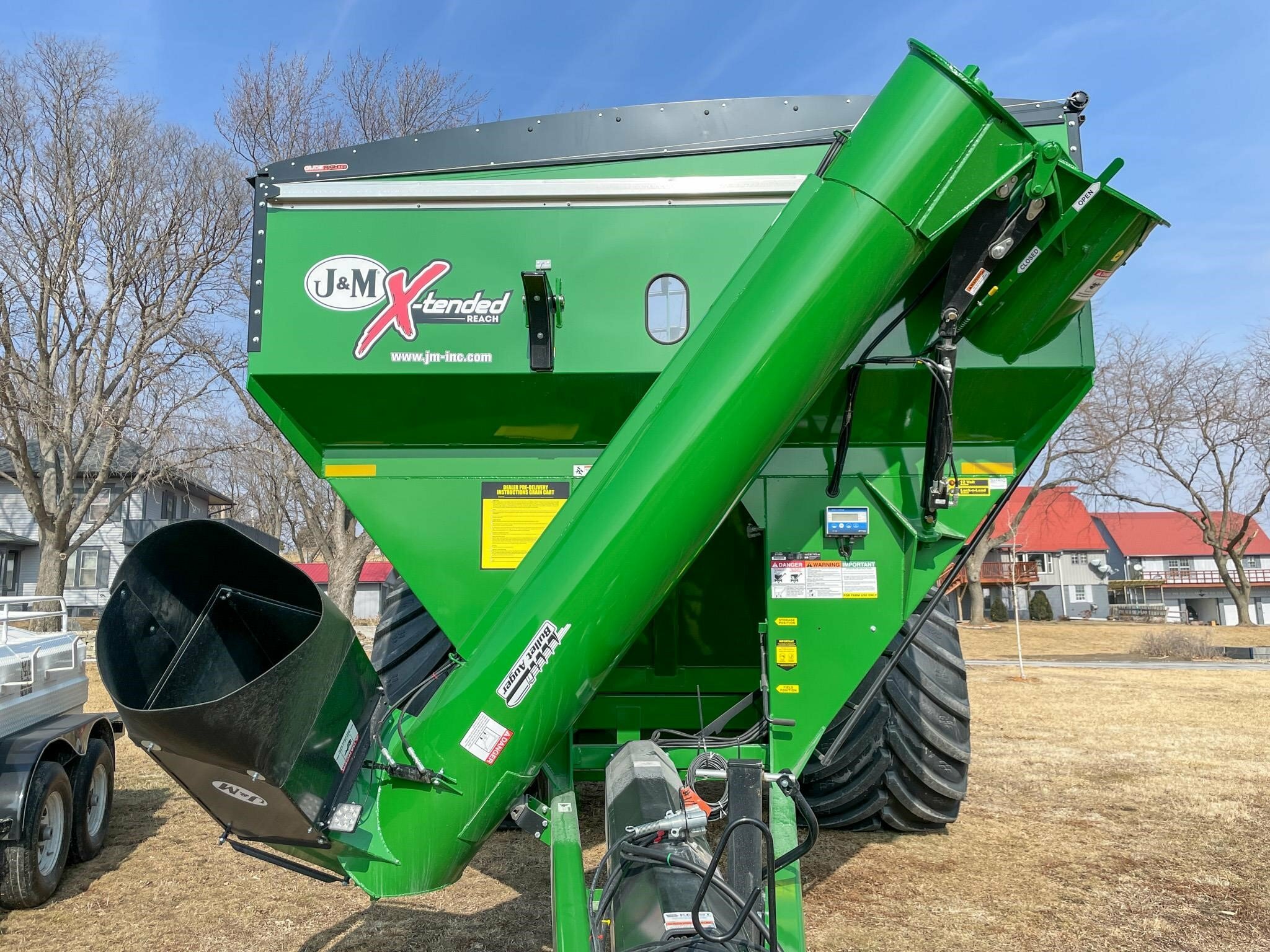 2026 J&M 1312-20S Grain Cart
