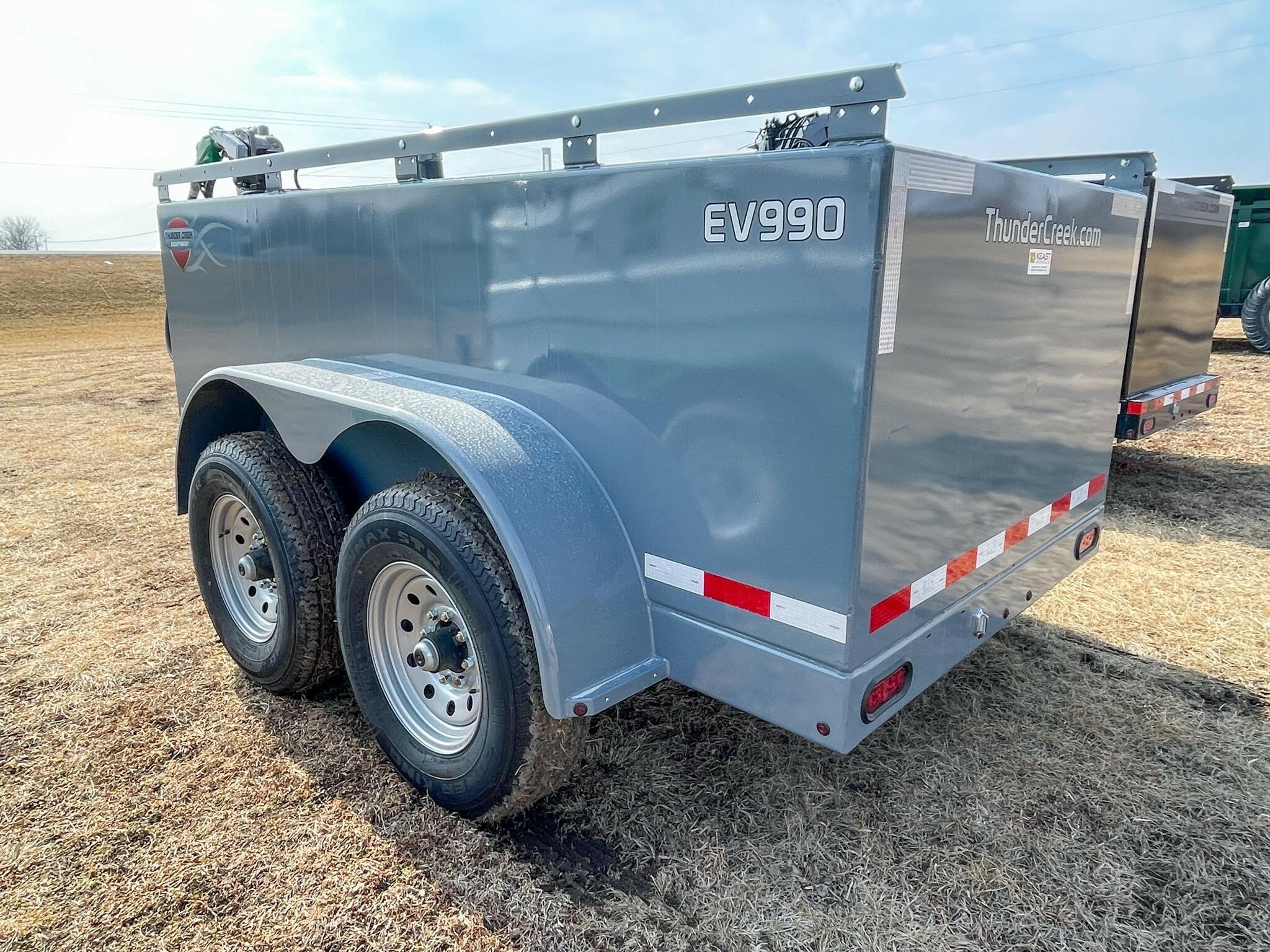 2025 Thunder Creek EV990 Fuel Trucks/Trailer
