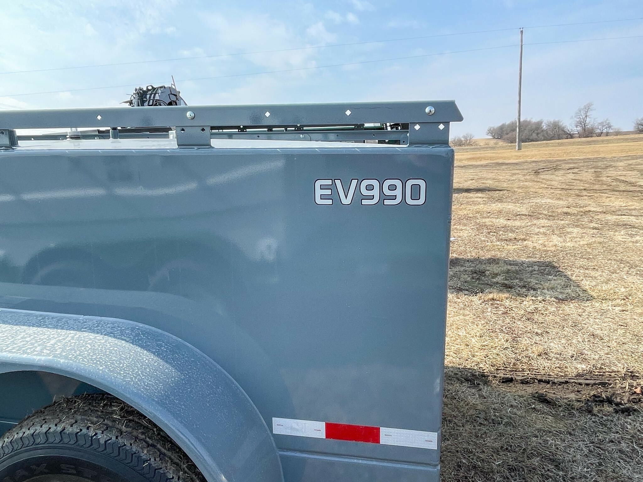 2025 Thunder Creek EV990 Fuel Trucks/Trailer