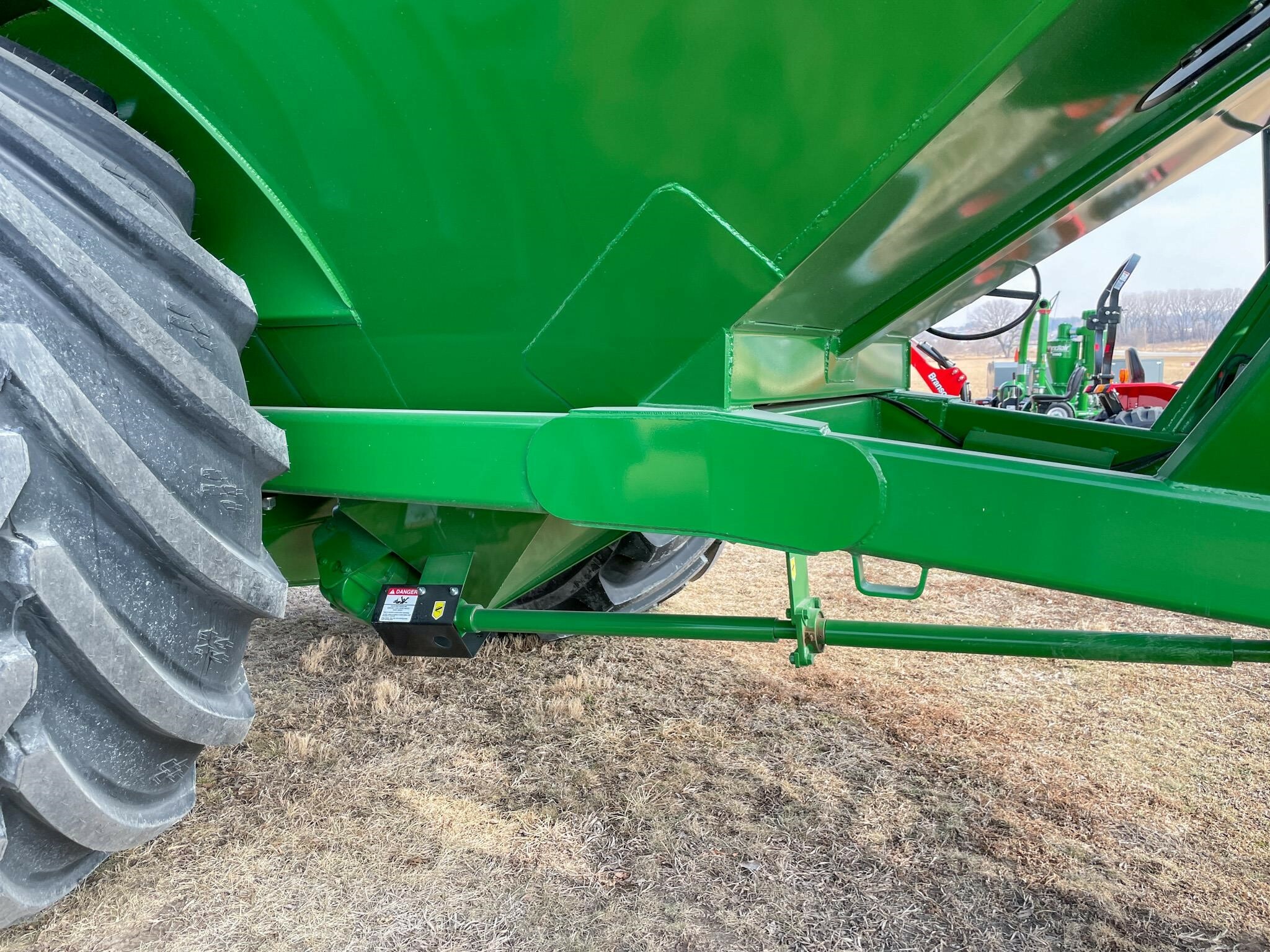 2026 J&M 1312-20S Grain Cart