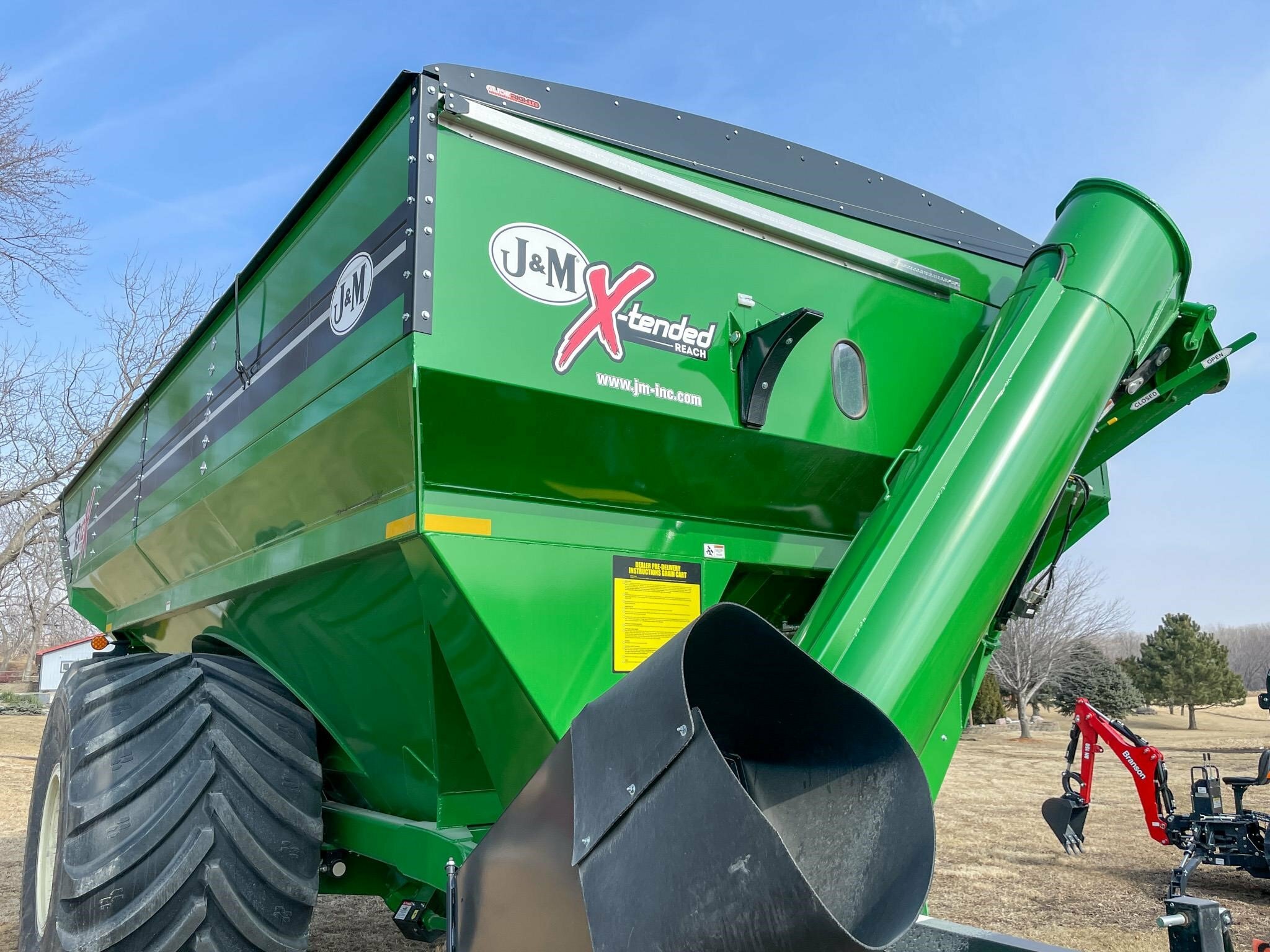 2026 J&M 1312-20S Grain Cart