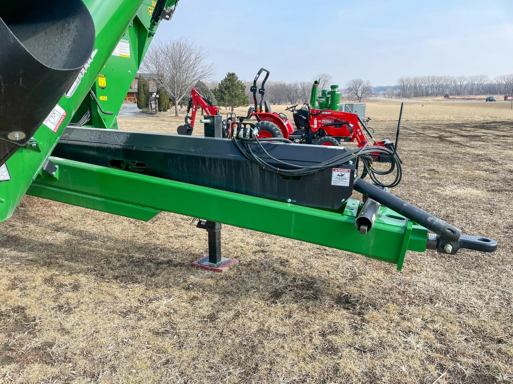 2026 J&M 1312-20S Grain Cart