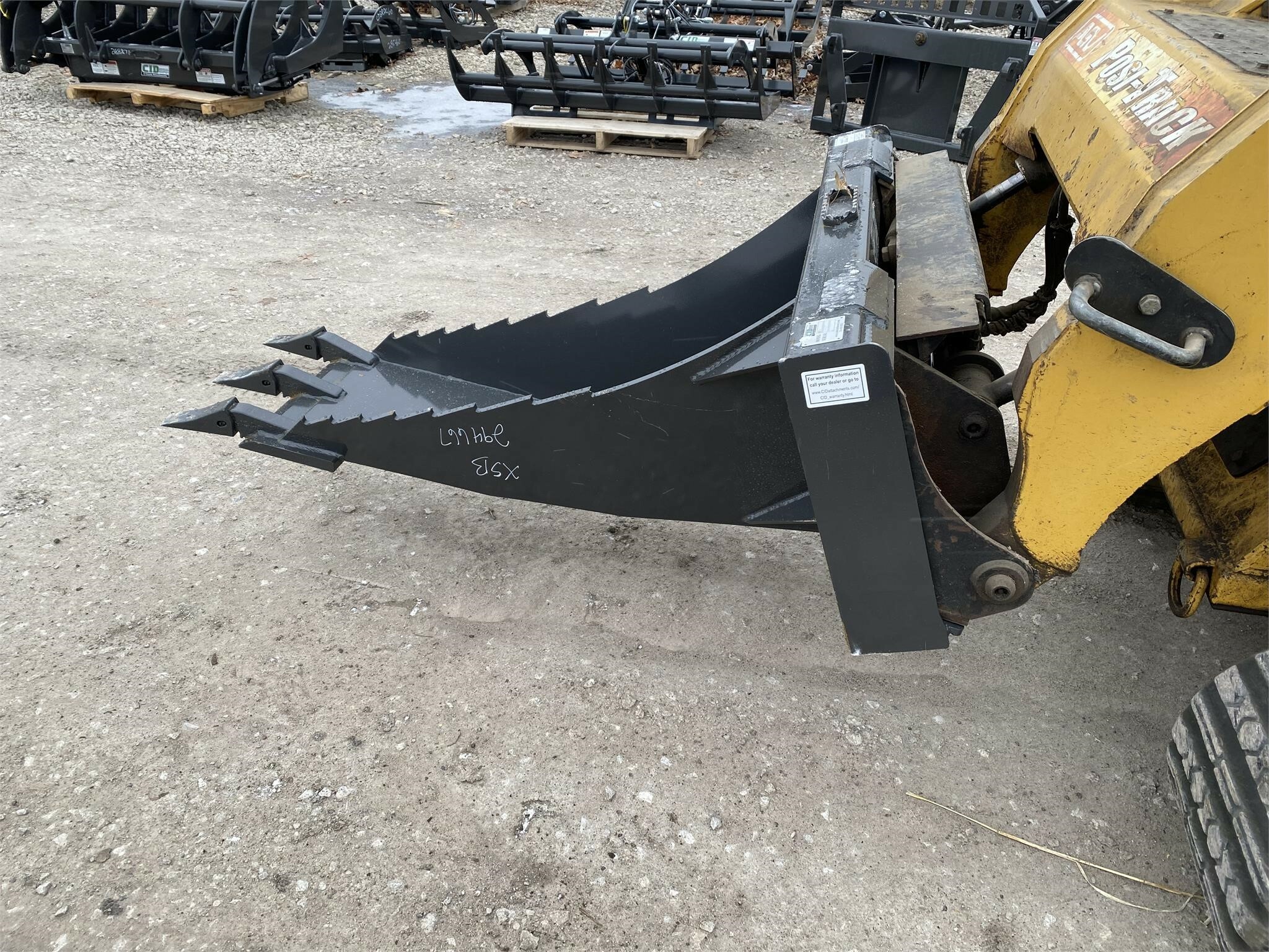 2022 CID Xtreme Stump Bucket Loader and Skid Steer Attachment 1,500