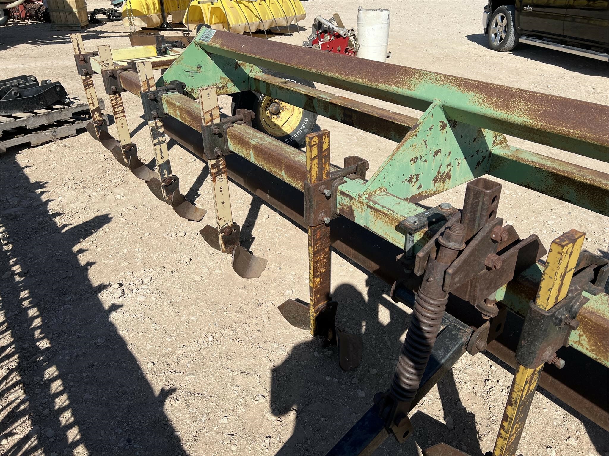 Bigham Brothers 904-418 In-Line Ripper - $Call | Machinery Pete