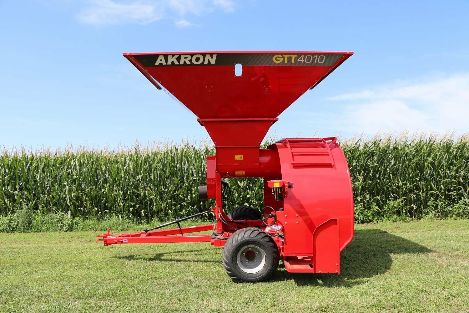 2026 Akron GTT5010 Grain Bagger