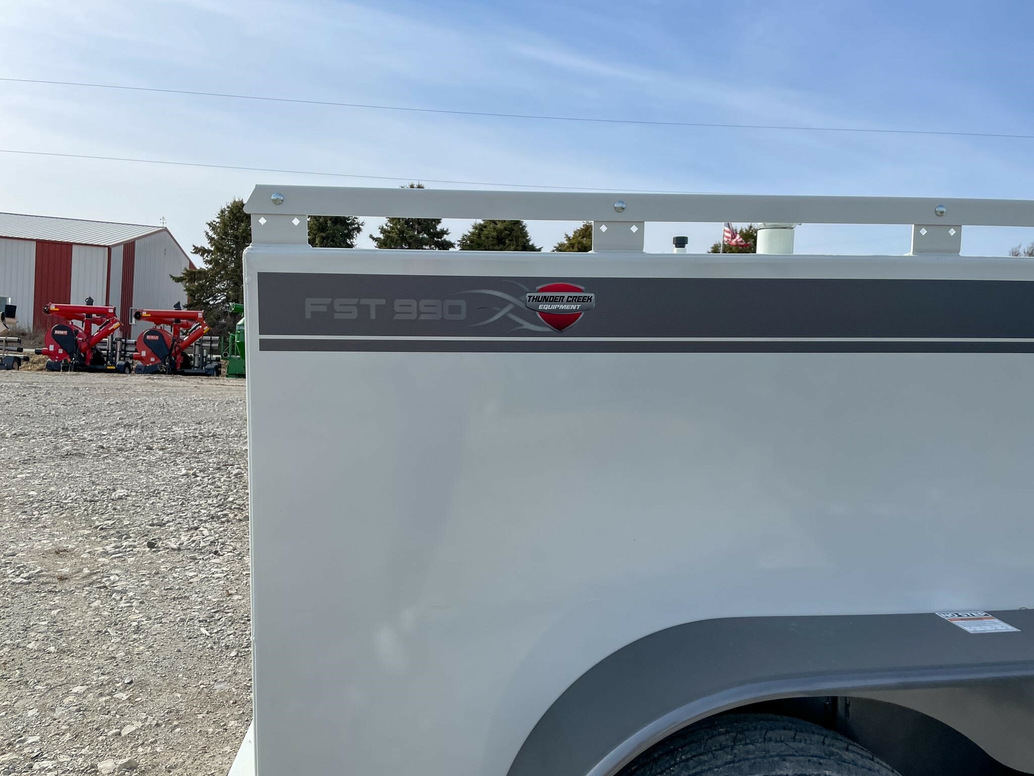 2024 Thunder Creek FST990 Fuel Trucks/Trailer
