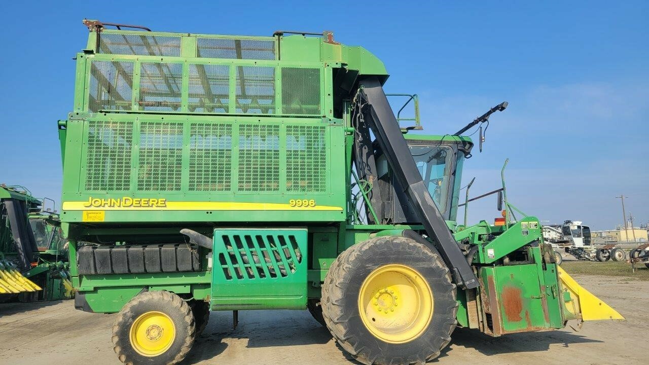2005 John Deere 9996 Cotton Equipment