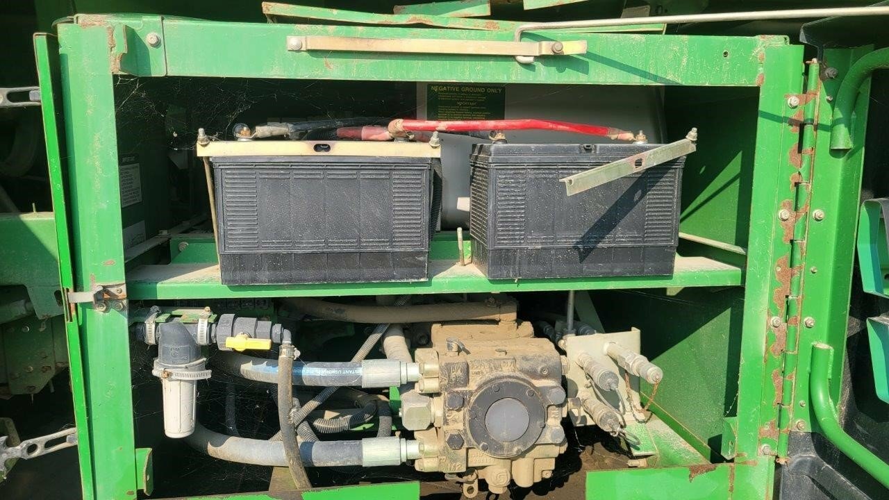 2005 John Deere 9996 Cotton Equipment