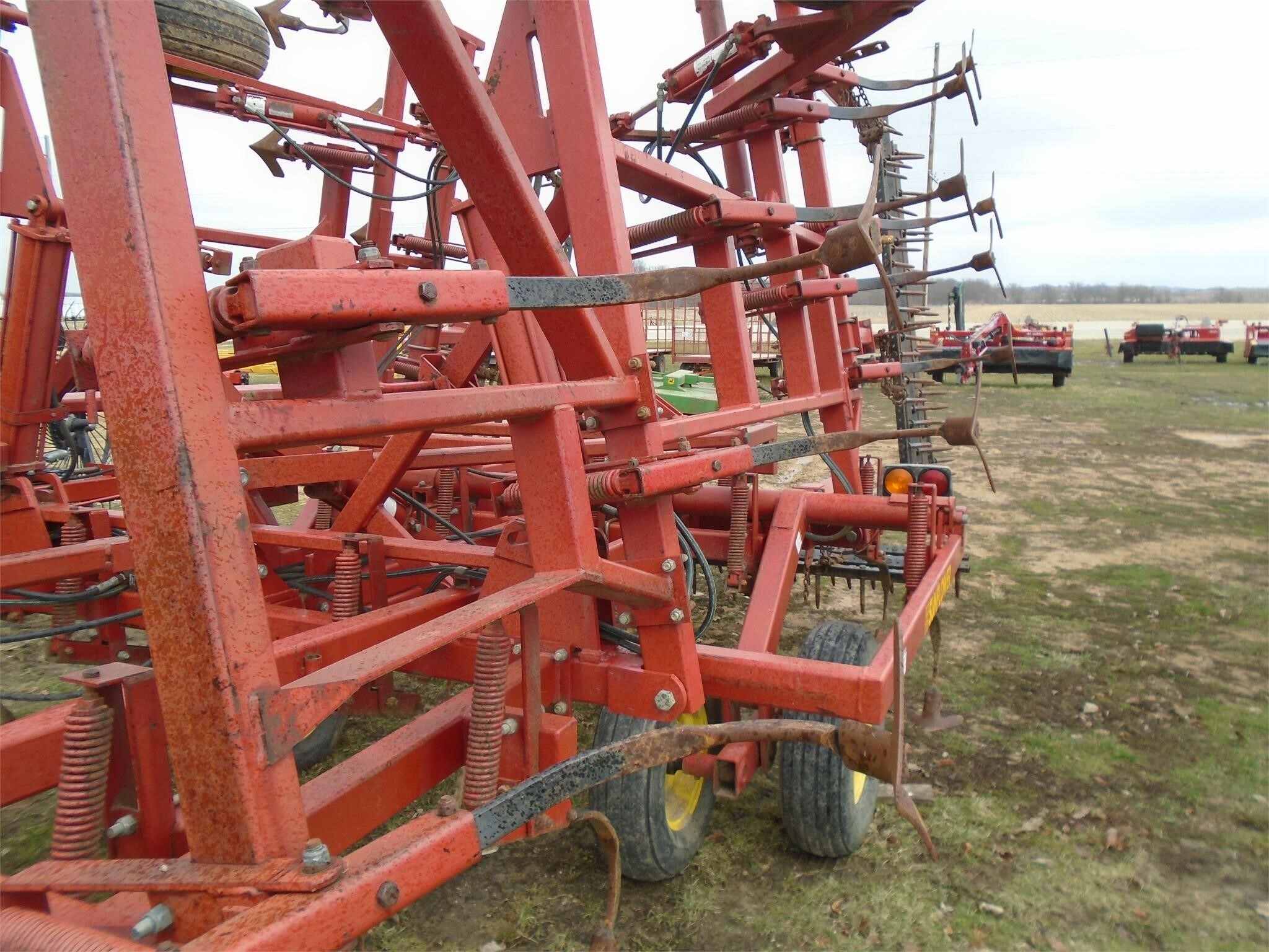 Sunflower 503422 Field Cultivator 12,500 Machinery Pete