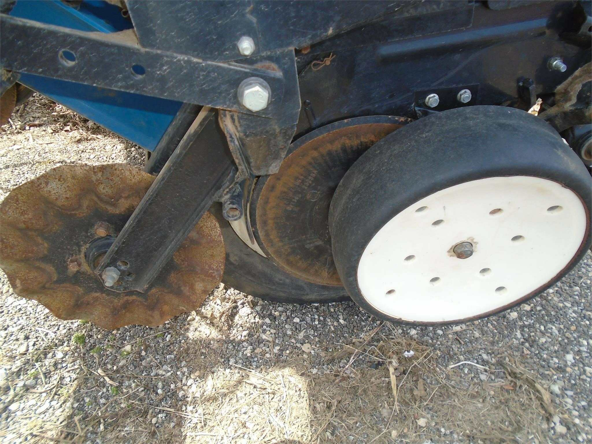 2001 Kinze 3000 Planter