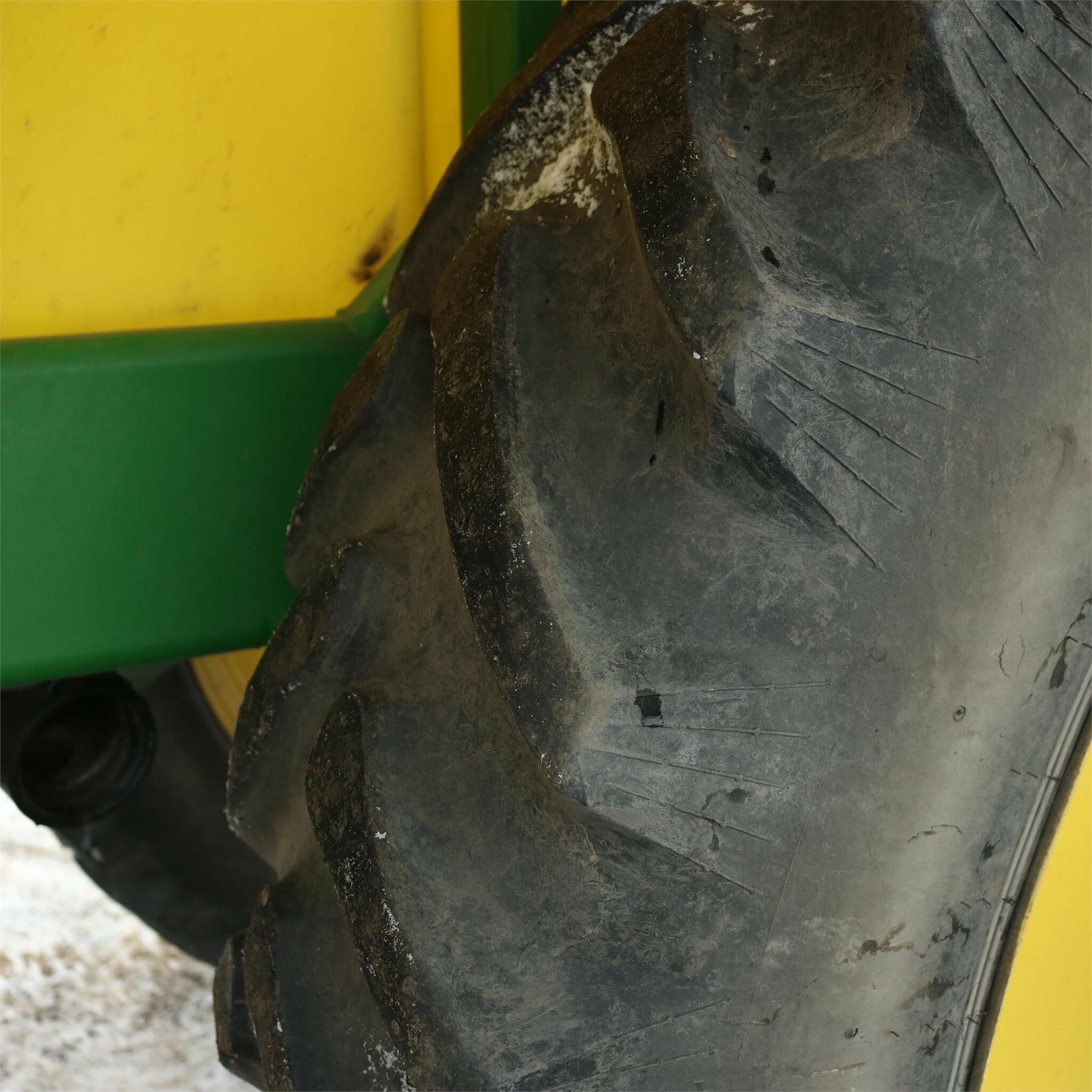 2009 Fast 9518T Pull-Type Sprayer