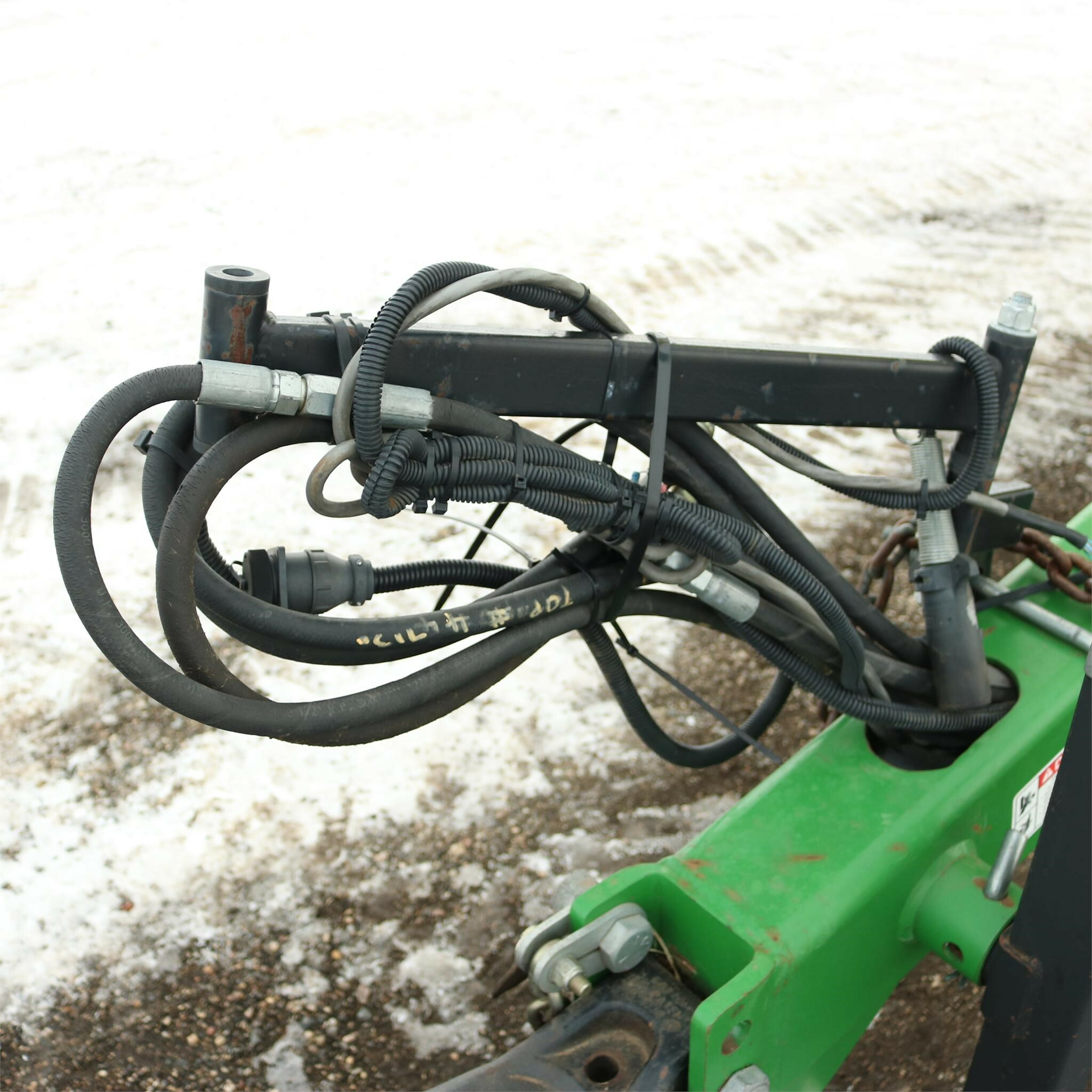 2009 Fast 9518T Pull-Type Sprayer