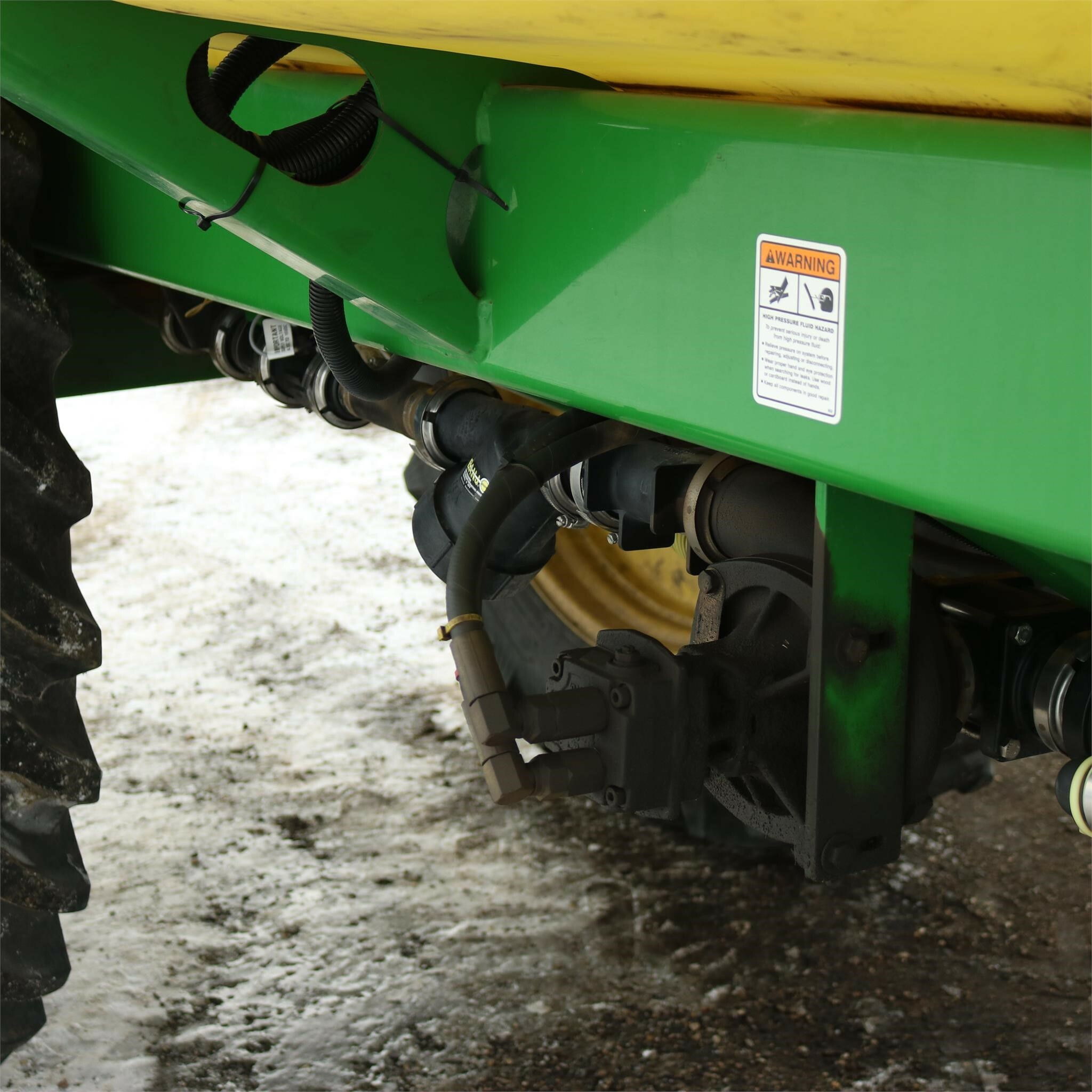 2009 Fast 9518T Pull-Type Sprayer