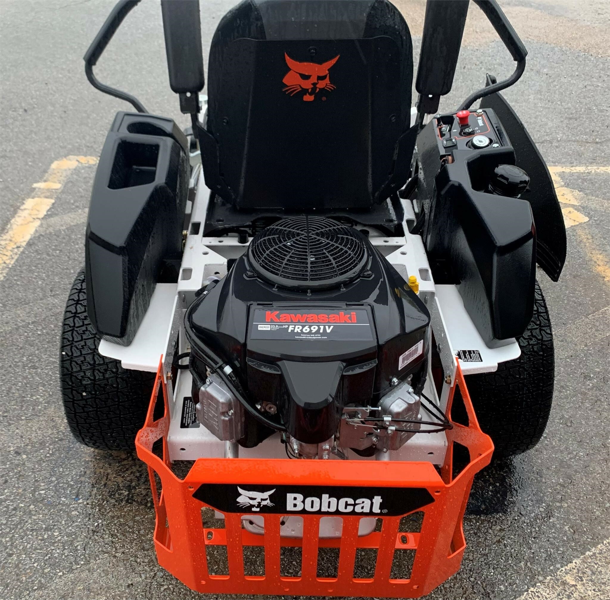 Bobcat ZT2000 Lawn Mower 5,135 Machinery Pete