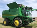 2013 John Deere S670 Combine