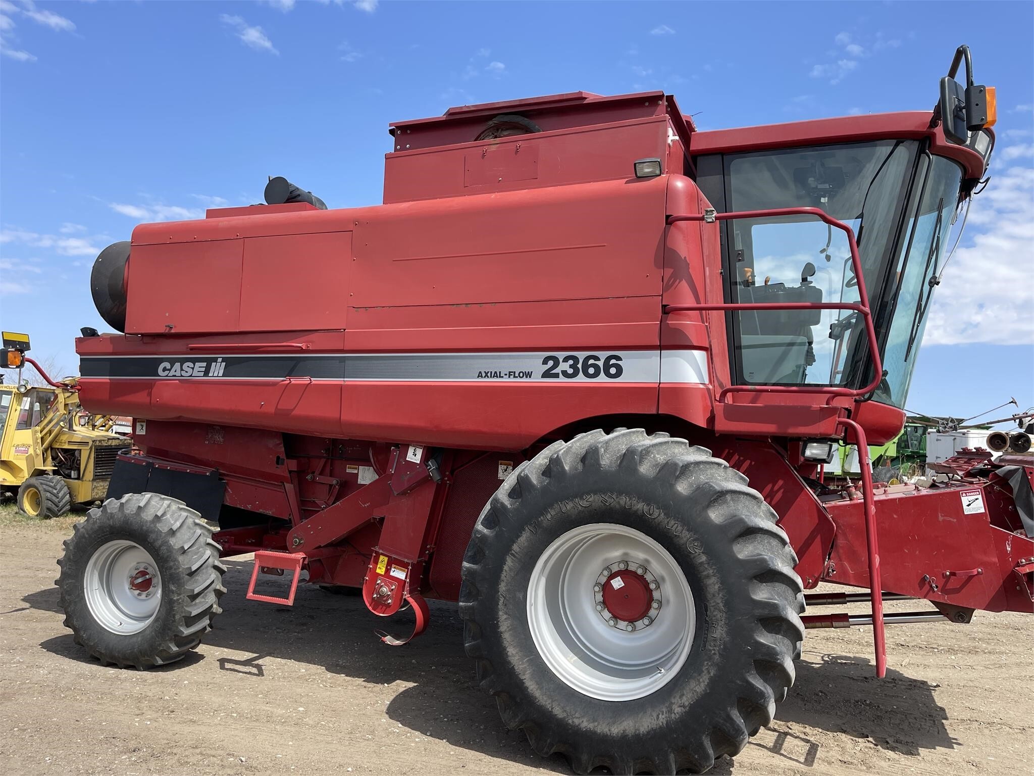 2002 Case IH 2366 Combine 39,500 Machinery Pete