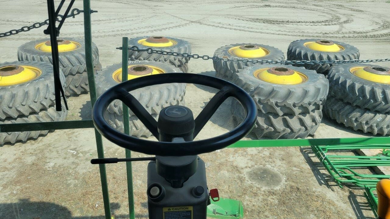 2007 John Deere 9996 Cotton Equipment
