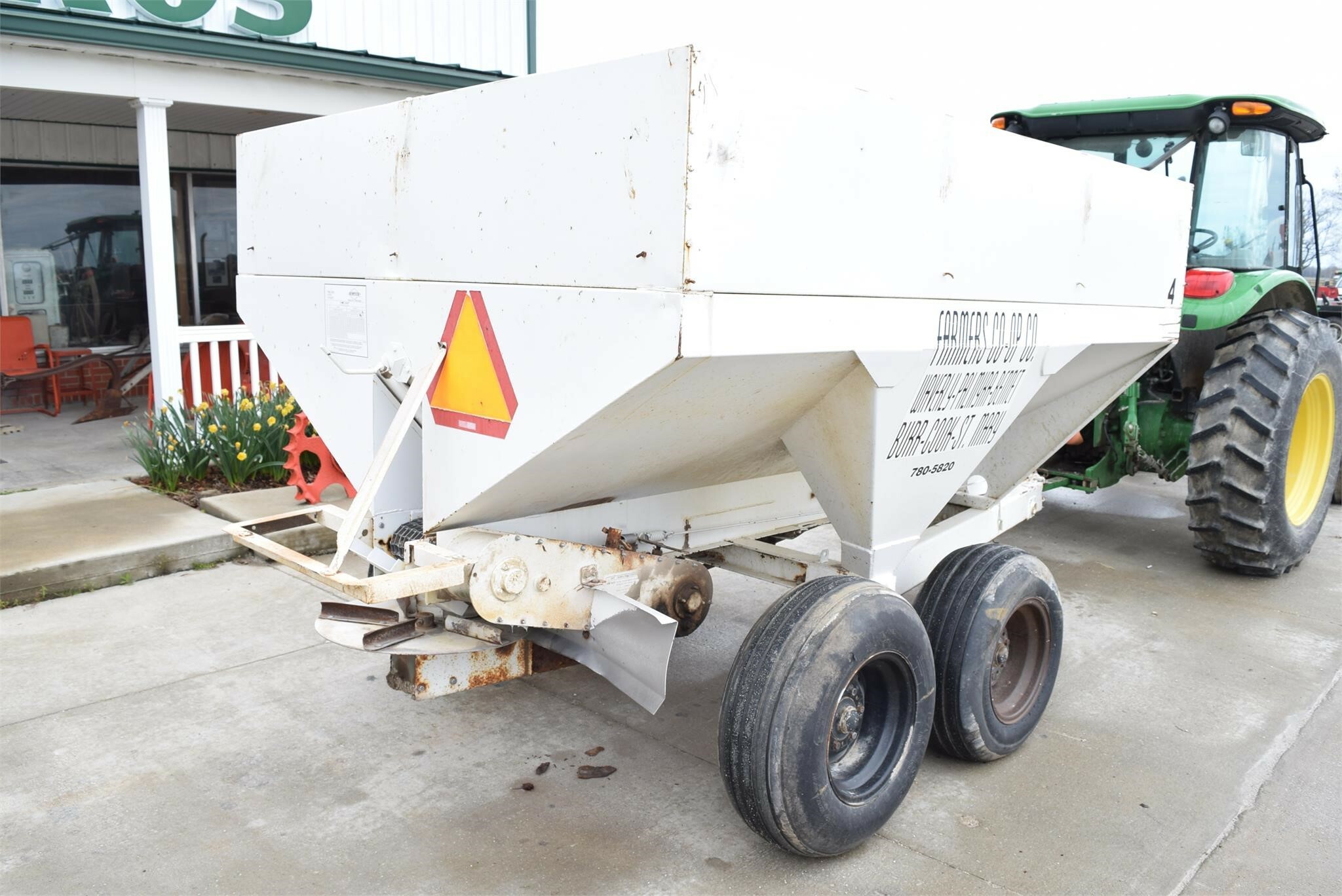 Dempster 560D PullType Fertilizer Spreader 5,000 Machinery Pete