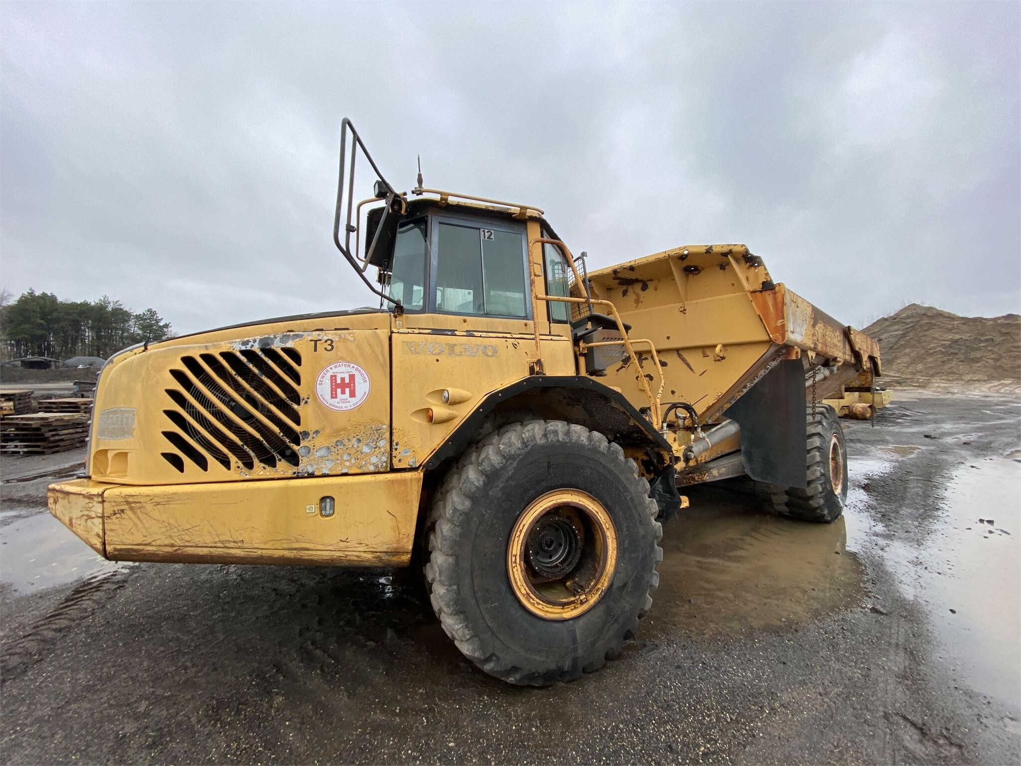 2004 Volvo A30D Forestry and Mining