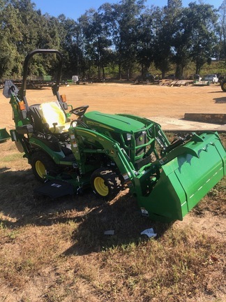 2024 John Deere 1025R Tractor