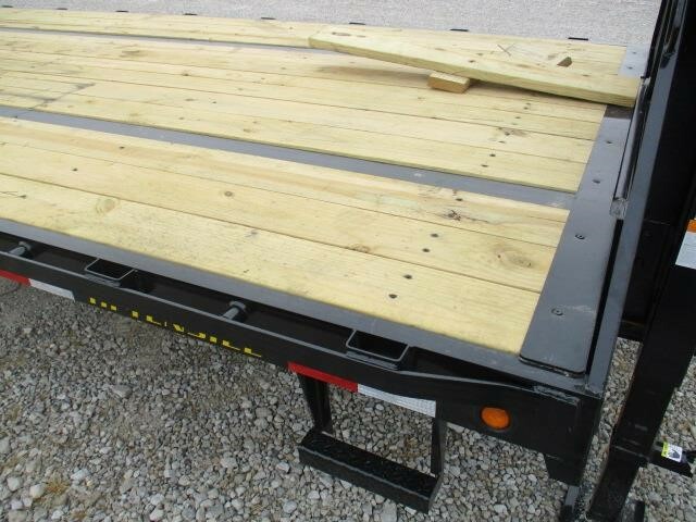 2023 Big Tex 22GN-35BK+5MR Flatbed Trucks/Trailer