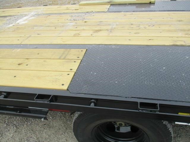 2023 Big Tex 22GN-35BK+5MR Flatbed Trucks/Trailer
