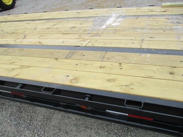 2023 Big Tex 22GN-35BK+5MR Flatbed Trucks/Trailer