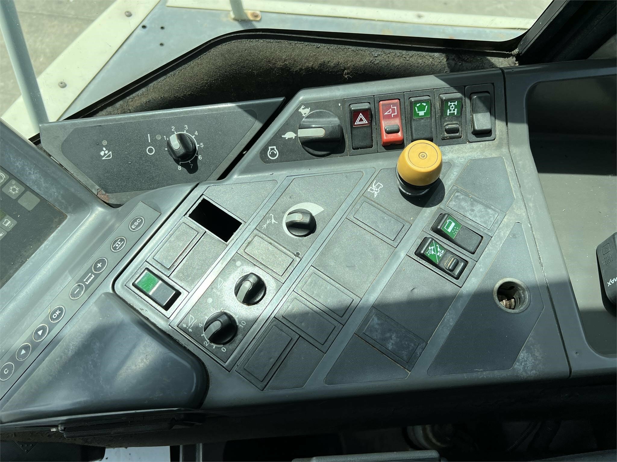 2006 Claas Jaguar 870 Self-Propelled Forage Harvester