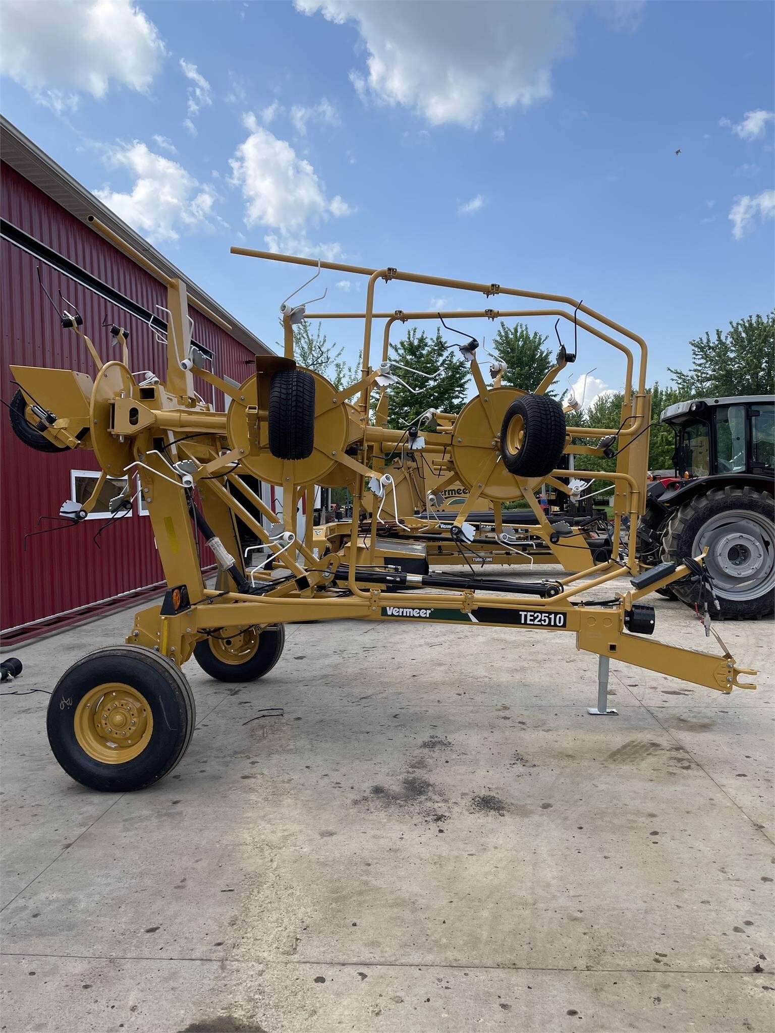2024 Vermeer TE2510 Rake