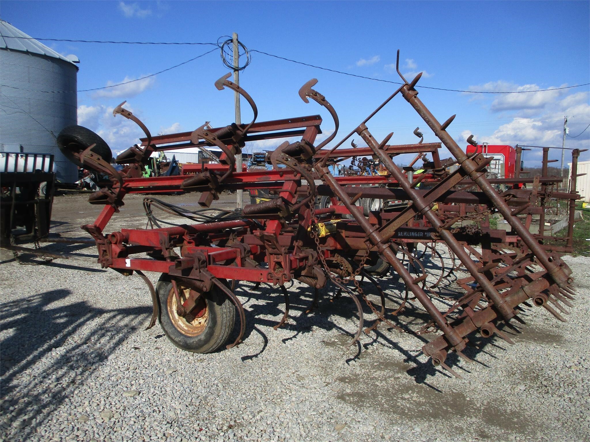  International Harvester 4500 Field Cultivator