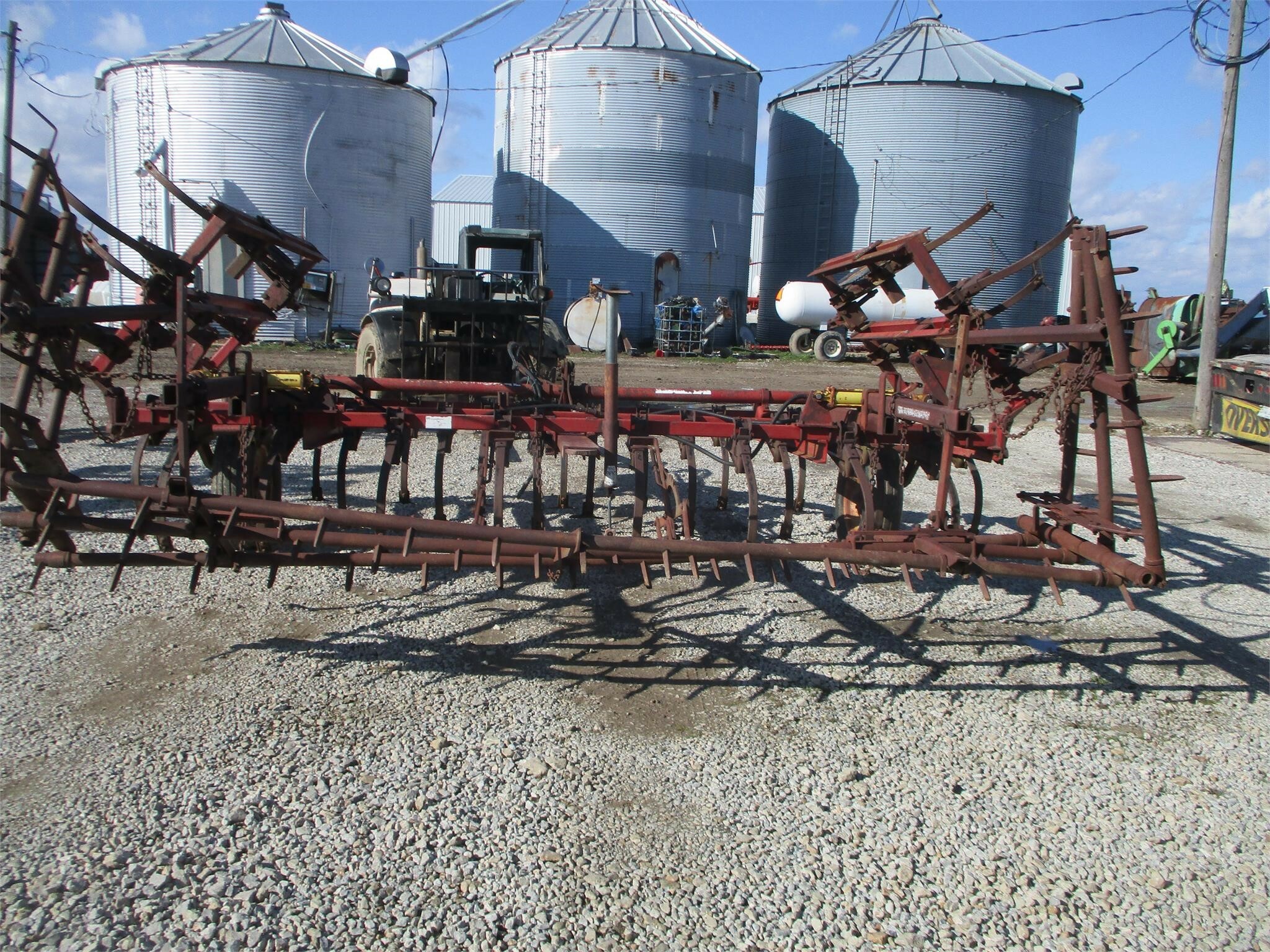  International Harvester 4500 Field Cultivator