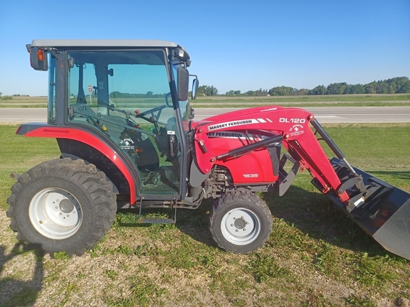 13 Massey Ferguson 1635 Tractor 26 995 Machinery Pete
