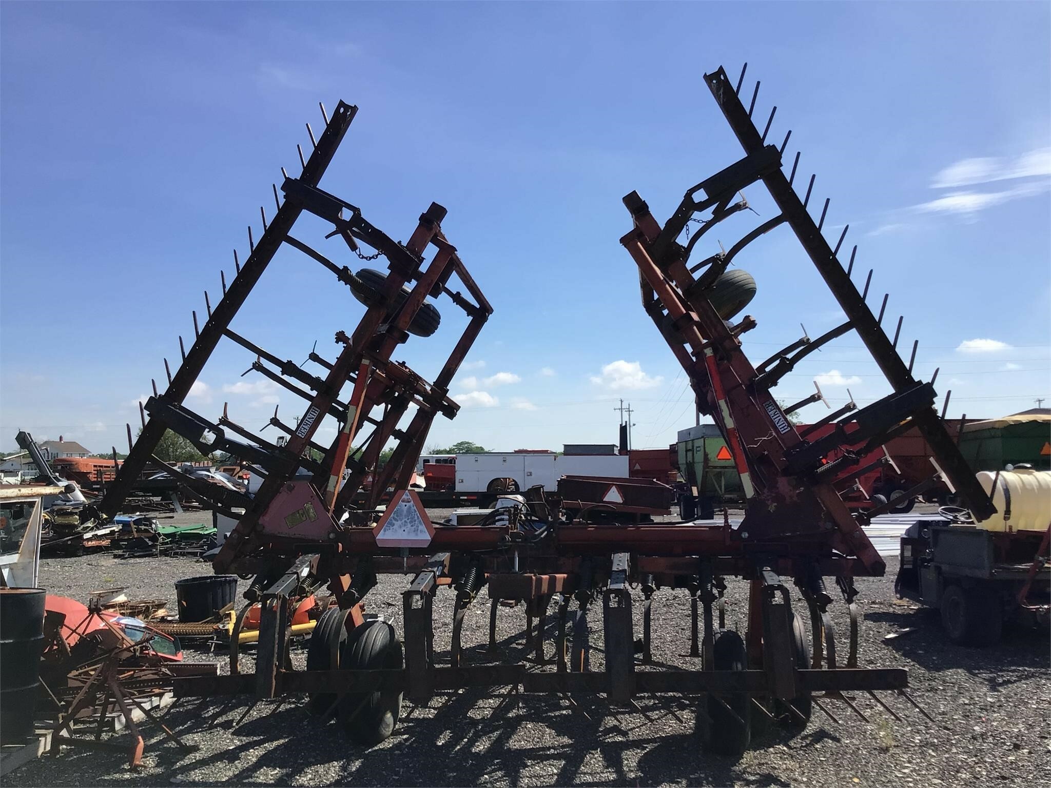  Hiniker 4330 Field Cultivator