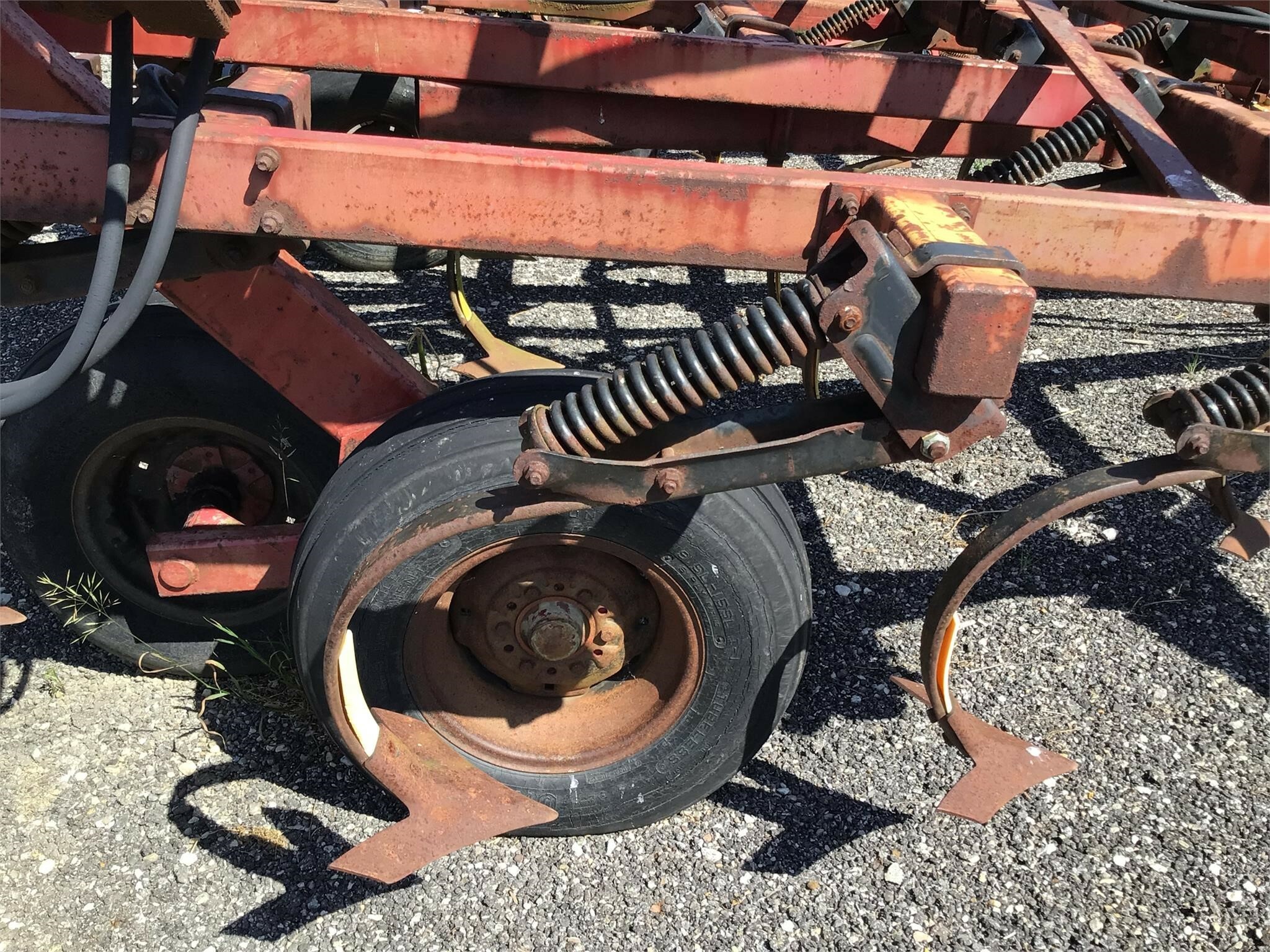  Hiniker 4330 Field Cultivator