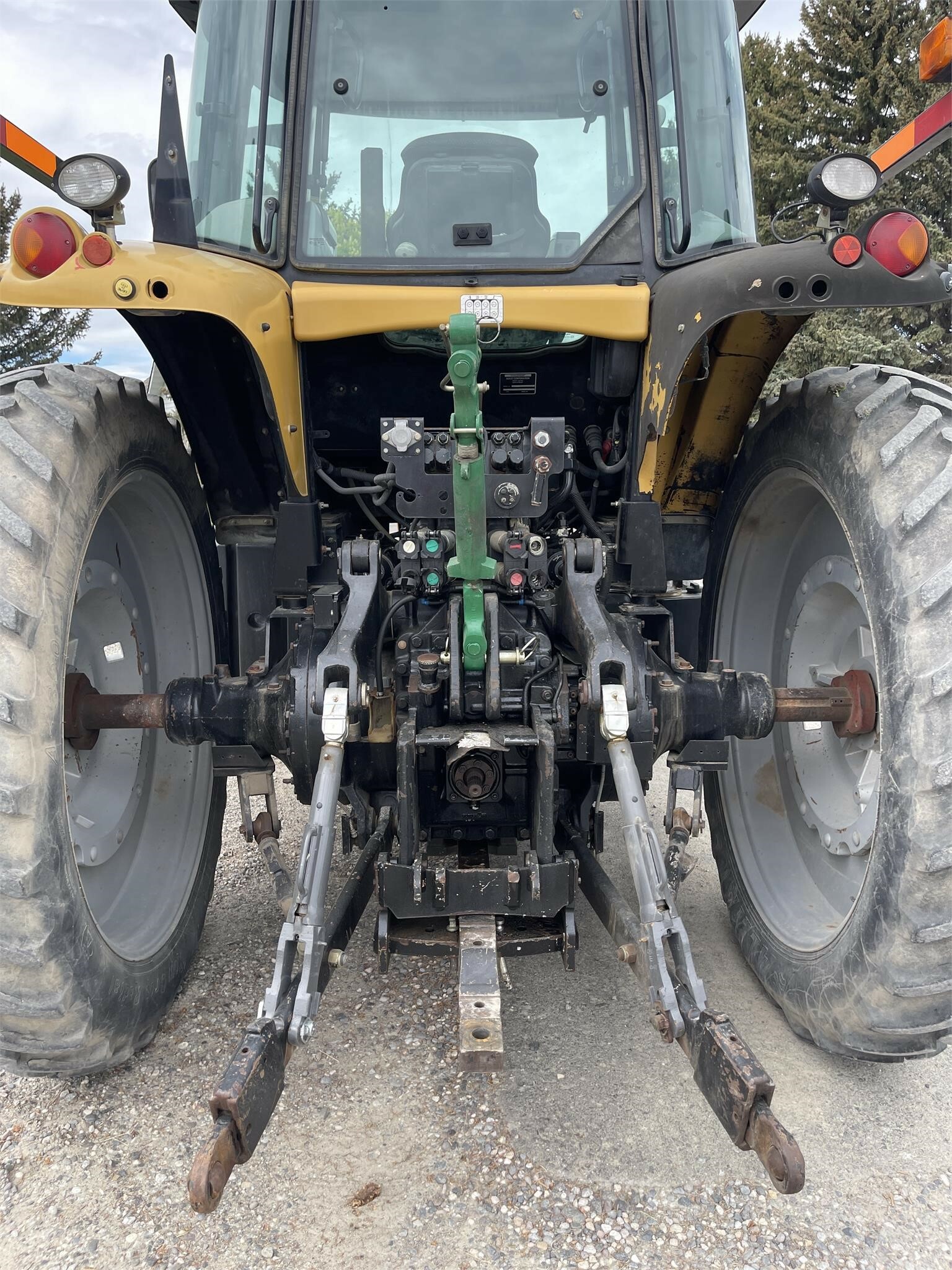 2006 Challenger MT565B Tractor