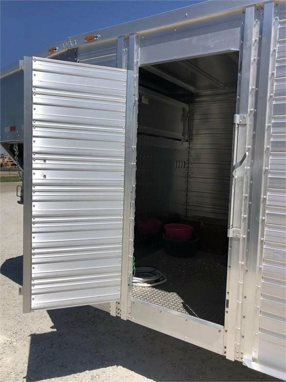 2025 DuraLite ALT25 Livestock Trailer