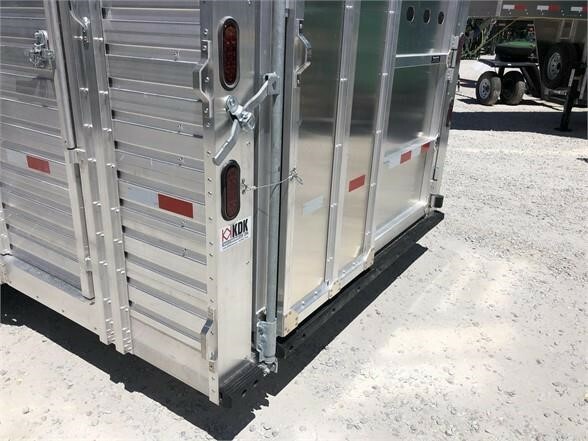 2025 DuraLite ALT25 Livestock Trailer
