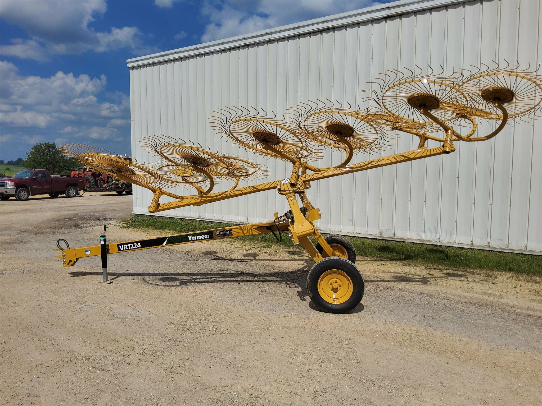 2023 Vermeer VR1224 Rake
