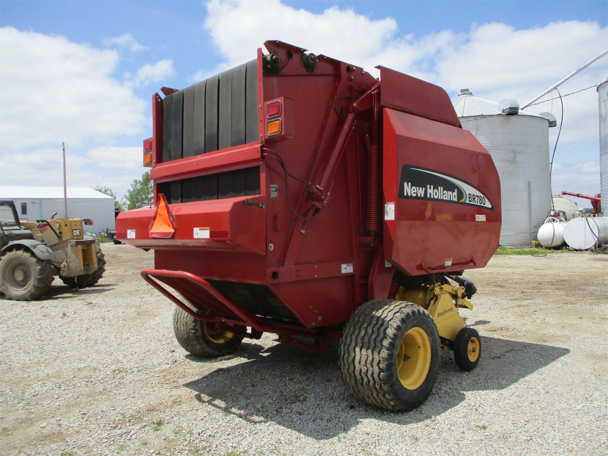 2005 New Holland BR780 Round Baler