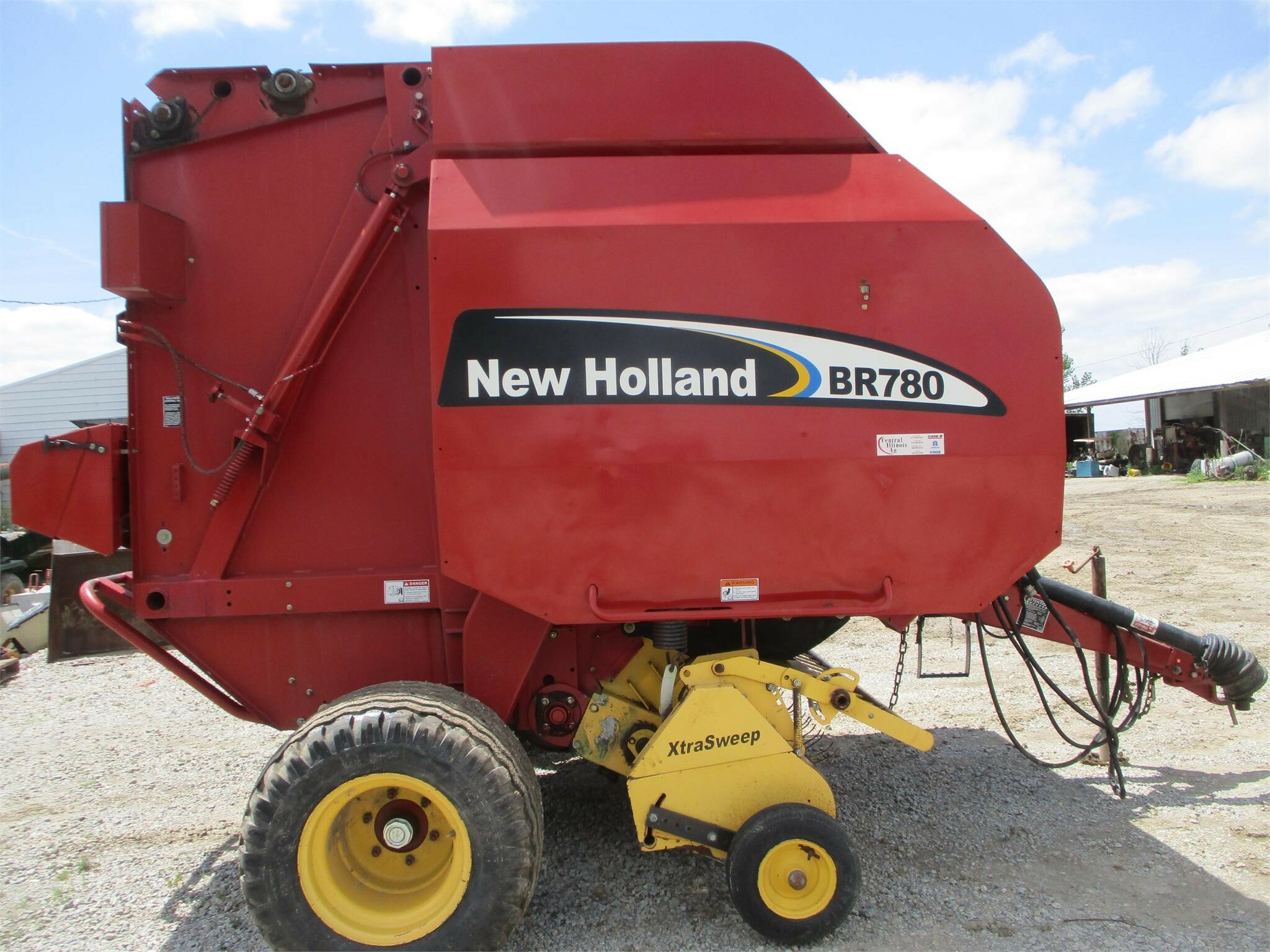 2005 New Holland BR780 Round Baler
