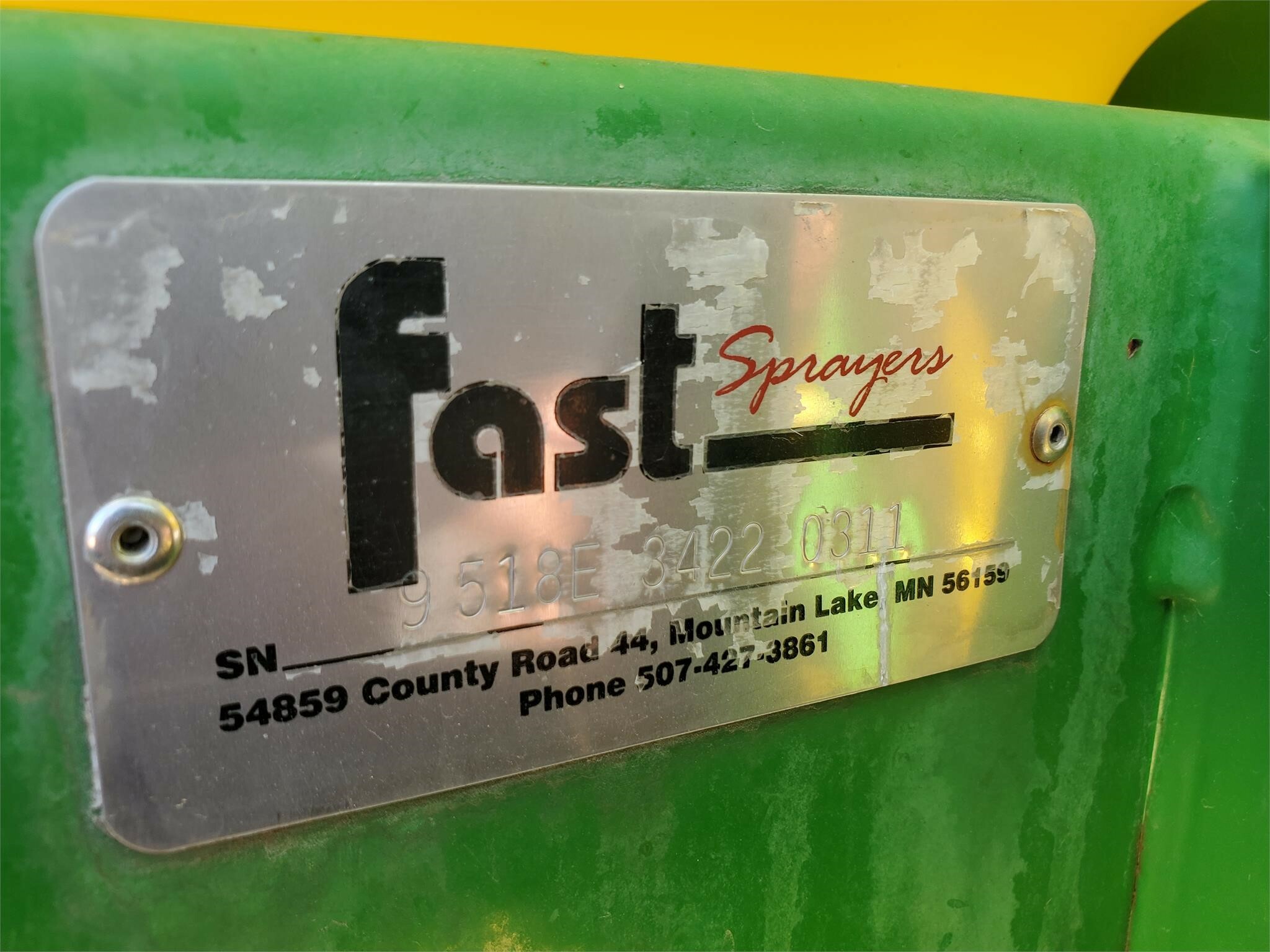  Fast 9518 Pull-Type Sprayer