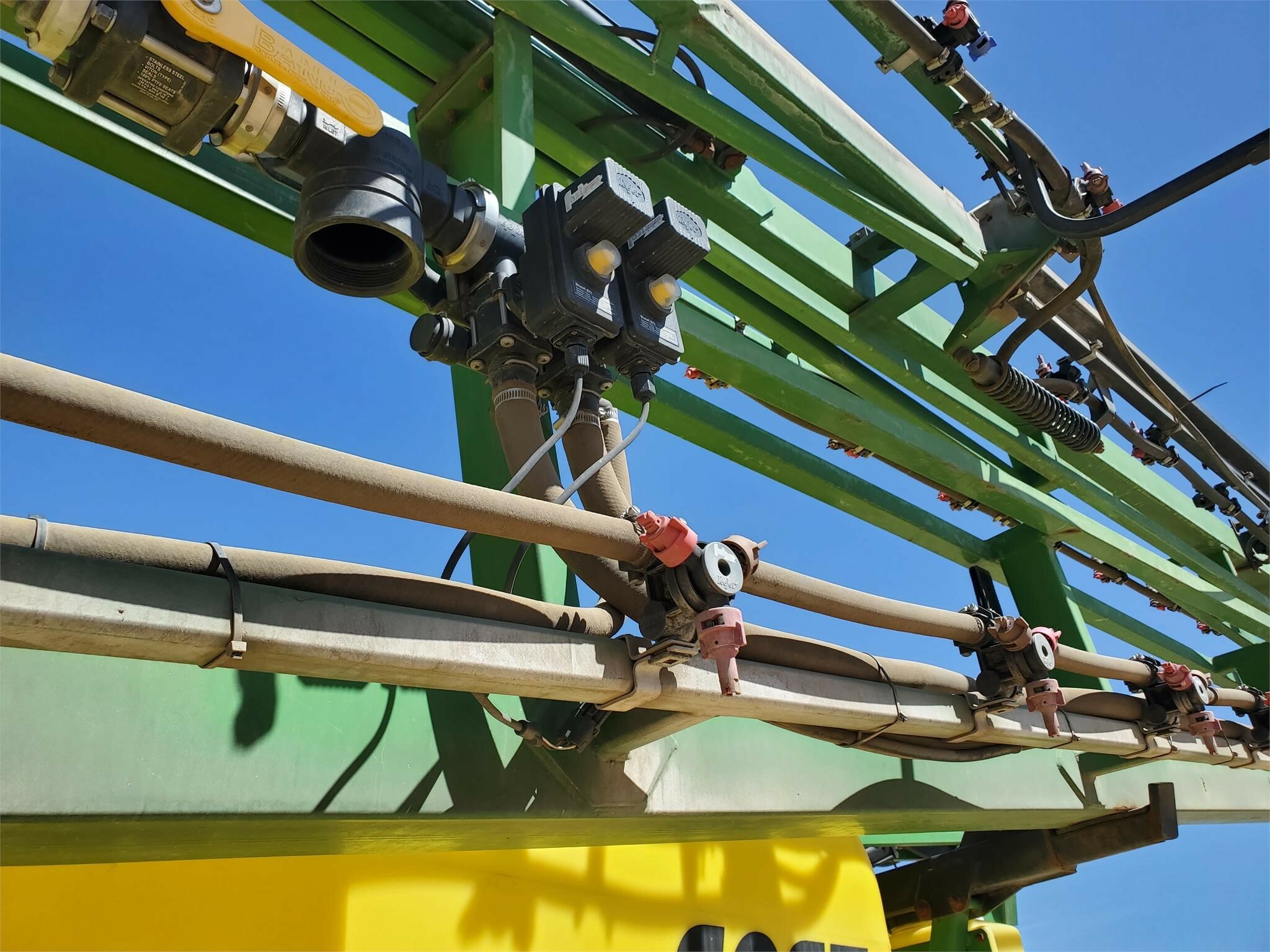  Fast 9518 Pull-Type Sprayer